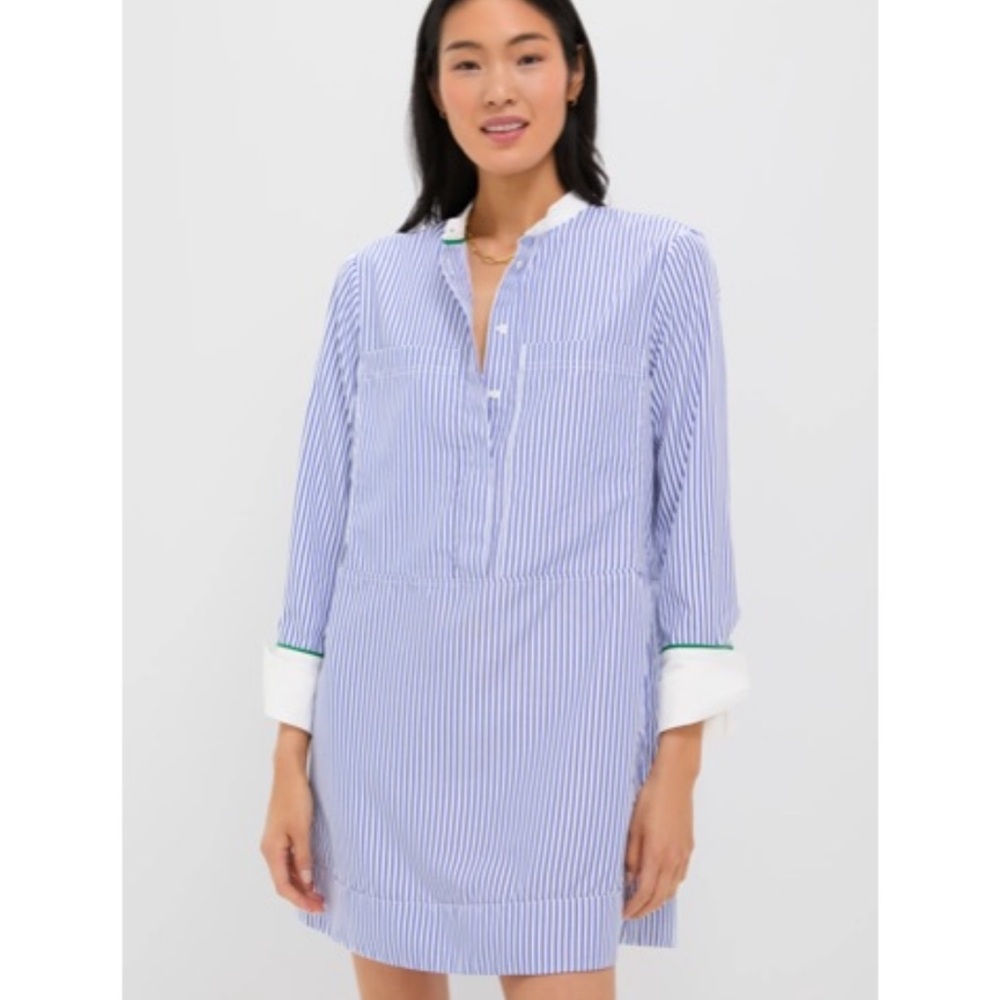 POMANDER PLACE Blue Stripe Rohan Shirt
Dress size medium
